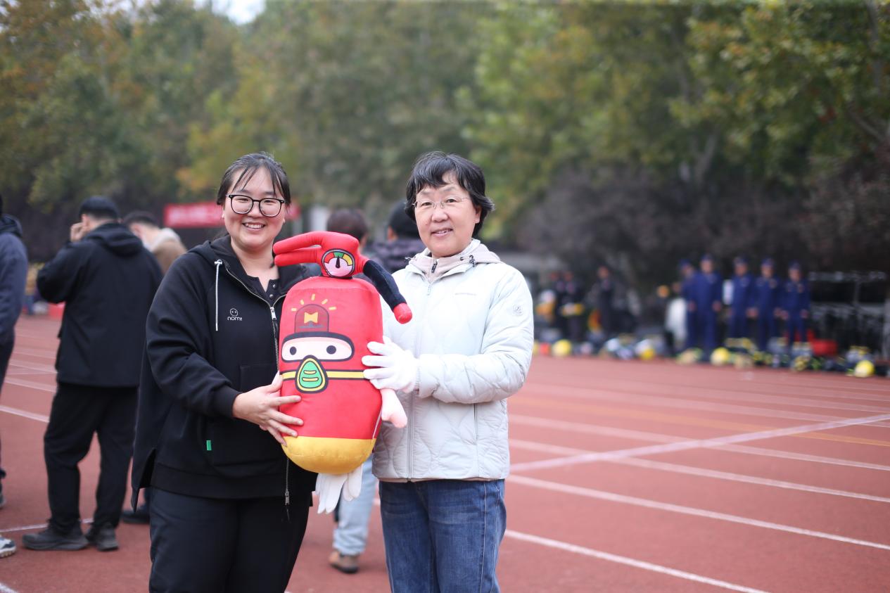 人文学院与科学博物馆携手物业参加清华大学第二十二届消防技能运动会-图片4