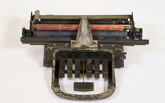 国产盲文打字机-俯瞰