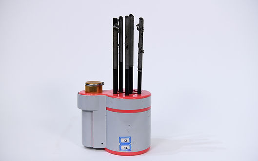 簇杆自适应机器人手正面