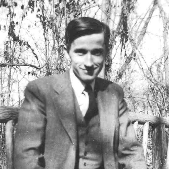 马克斯·德尔布吕克肖像