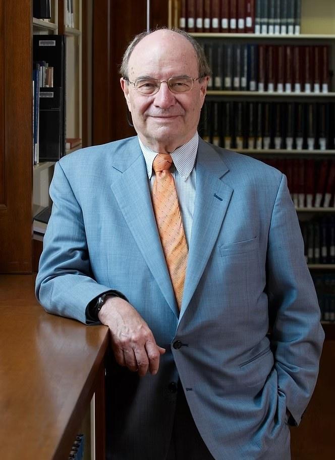 沃尔特·吉尔伯特照片